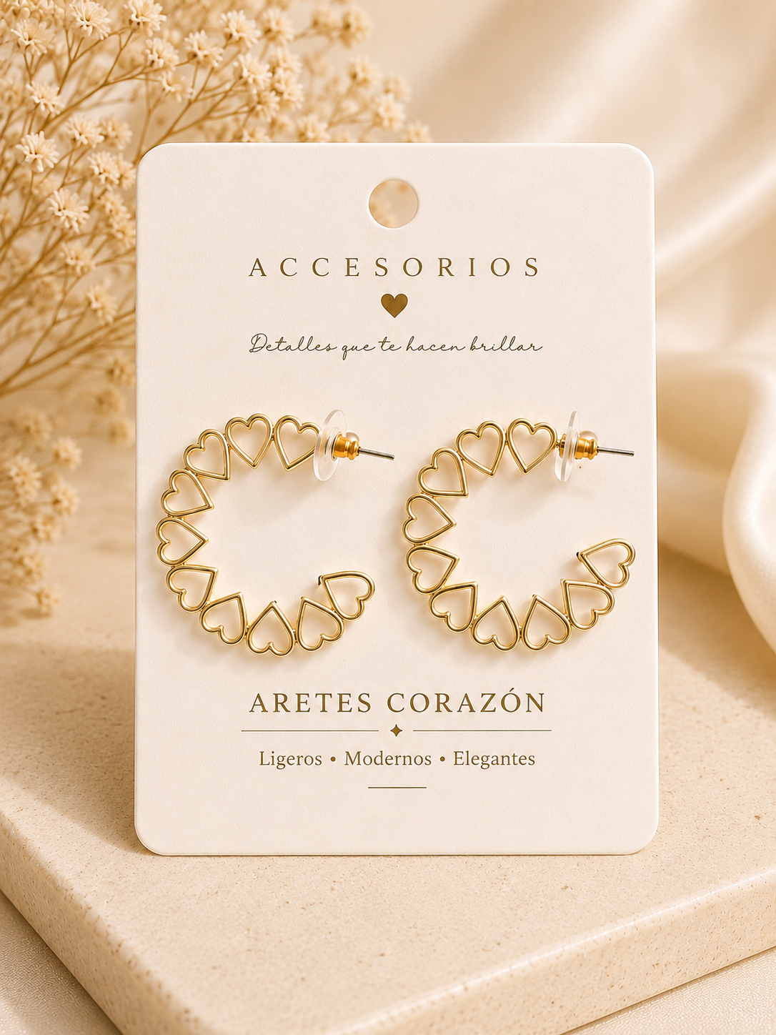 Aretes Corazón Dorado – Delicados y Elegantes